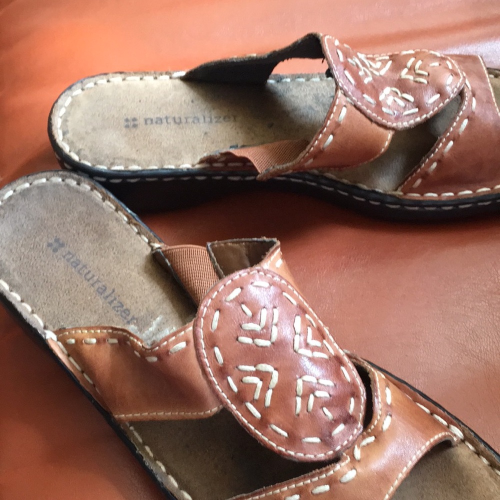 Naturalize Sandals - Picture 2 of 2